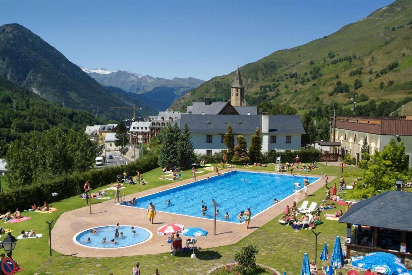 Espacioso Apartamento Con Jardin En Salardu Naut Aran Экстерьер фото